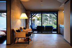 [Quad Room Type] Villa Equipped with Private Pool and Jacuzzi