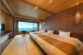 Triple Family Room