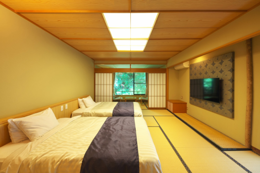 東館3階一番奥の角部屋にこちらのベッドタイプ客室があります。