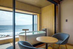 露天風呂付き和モダンベッドルーム34平米