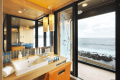 オーシャンビュー露天風呂付きモダンラグジュアリースイートルーム