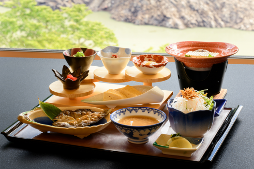 目覚めの朝に、ゆっくりと身体に満ちる「優しい味」奈良の山の幸をたっぷり使用し、想い出に残る朝の時間を