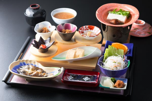 朝食
