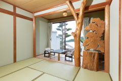 【和室】心和むやすらぎの雰囲気をお楽しみください。