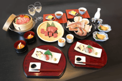 蟹づくしフェア会席コース(～7月16日)
※写真は2人前イメージです。
※他、食べ放題メニューあり
※仕入れ状況等により内容が変わる場合がございます。