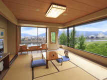 絶景！５１０号室　長良川　金華山を一望の　和室１０畳