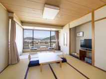 Japanese-style room      Facing the Nagara River     -Only Breakfast- Japanese-style room      Facing the Nagara River     -Only Breakfast-