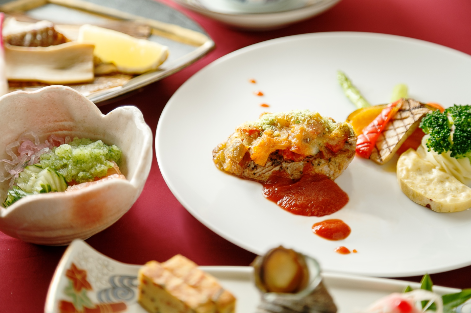 奏（かなで）の一例。季節によりお料理が変更となります。ご参考程度にご覧ください。