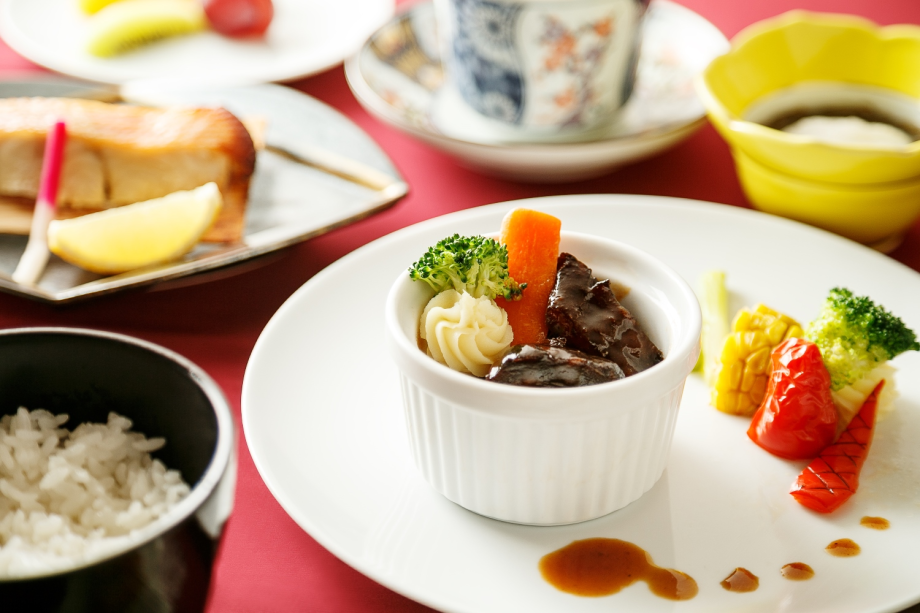 調（しらべ）の一例。季節によりお料理が変更となります。ご参考程度にご覧ください。