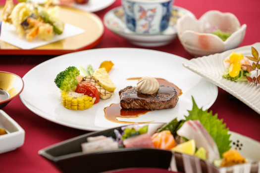 響（ひびき）の一例。季節によりお料理が変更となります。ご参考程度にご覧ください。