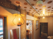 【HOSTEL hanare】ｰ内装ｰランプに照らされる館内は可愛い内装でお客様をお出迎えします。