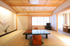 和室【萌黄】一例・落ち着いた風情で人気です