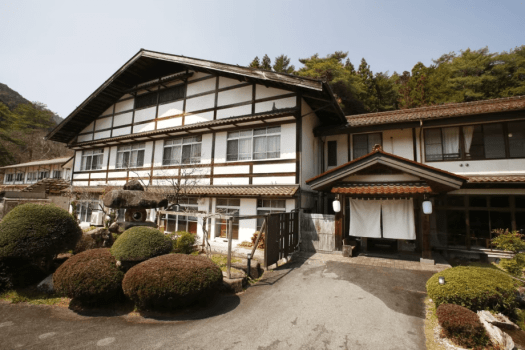 【1泊素泊まり】トロトロ温泉入り放題！阿寺渓谷2分｜妻籠宿20分｜トレッキングや木曽観光の拠点に♪