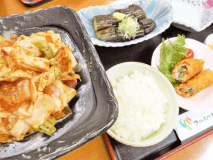 【ビジネスプラン】夕食定食一例・炒めもの、揚げ物、お野菜とボリューム＆バランス共に◎♪