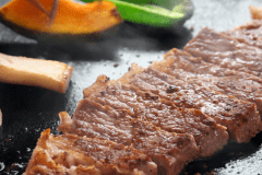 ステーキ／一例