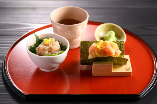 【〆の一品】料理長特製の「トロたく」、季節のおまかせミニ漬け丼、氷見牛スープ