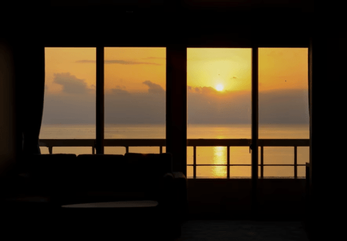 [Relaxing Japanese Modern Room B] You can see the sunrise and the sea from this renovated room.