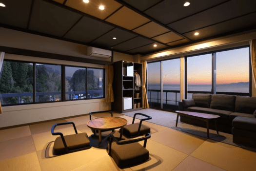 【NEWオープン】客室及びバスルームから富山湾と立山連峰の眺望を望む和モダン角部屋客室C