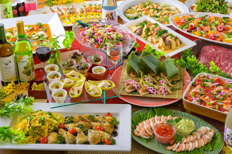月岡ホテルの<春色フェア>開催!山菜をはじめ、春の喜びを感じるお料理の数々をお楽しみください。 月岡ホテルの<春色フェア>開催!山菜をはじめ、春の喜びを感じるお料理の数々をお楽しみください。