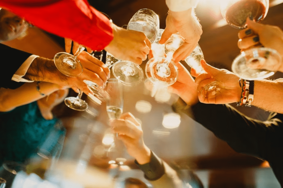 グループで楽しいひと時を♪ビュッフェ料理ならお好きなものをお好きなだけ！