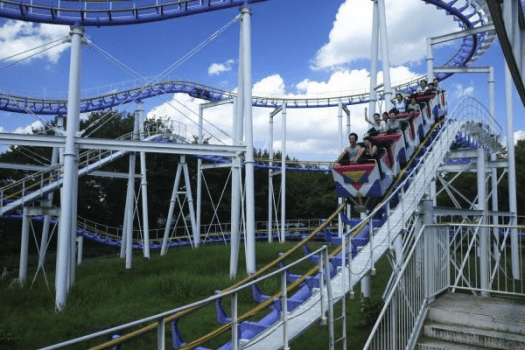 ＜リナワールド＞全長410ｍのスーパーコースター