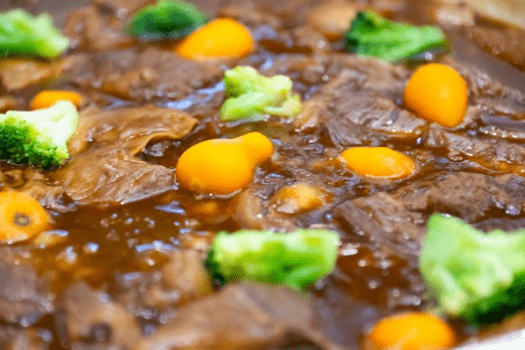 お好きなものをお好きなだけ食べれるバイキングは、お子様にも大人気！