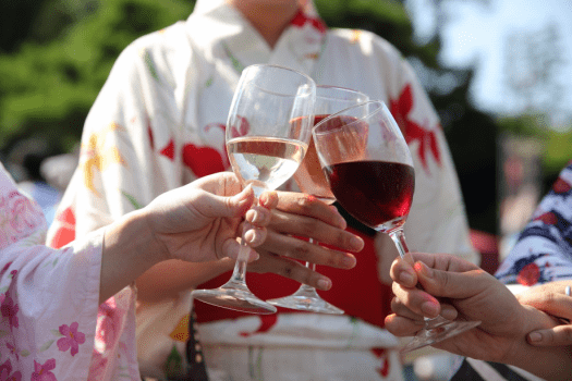 豊穣への感謝、大切につくられた美味しいワインをゆっくりお楽しみください