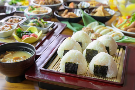 旬の食材をふんだんに使用した、月岡ホテルの朝食。和洋幅広いメニューを揃えております！
