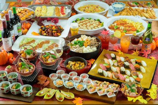 9月からは＜秋のごちそうバイキング＞秋の味覚をふんだんに使用した、お料理の数々。