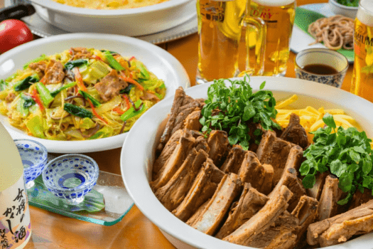 香ばしく焼き上げたスペアリブなどビールがすすむスタミナ料理が勢ぞろい。
夏の夜を盛り上げる、ボリューム満点の人気メニューです。