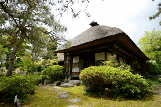 月岡ホテルより徒歩１分！江戸時代の姿がそのまま残る「武家屋敷」４軒ございます