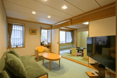 【仙渓園「蔦」温泉バス付和室】2025年リニューアル。まるで我が家のように居心地の良い二間続きの客室。