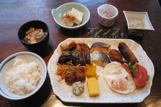 朝食ブッフェの一例（和食）