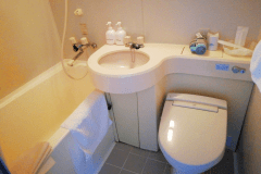 全室ウォシュレット付きのユニットバス