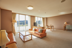 □デラックスツインルーム【71平米】（禁煙／1～3名）