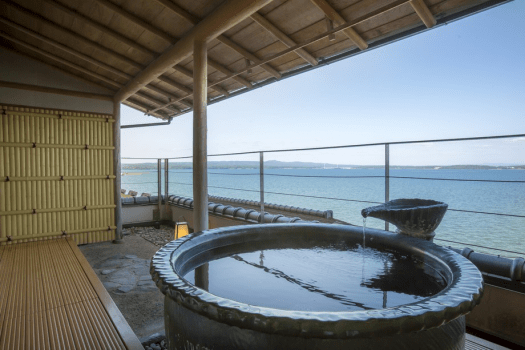 【全館禁煙／瑞仙】信楽焼露天風呂付客室