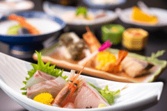 【お日にち限定】おまかせ会席10品にドリンク1本付！