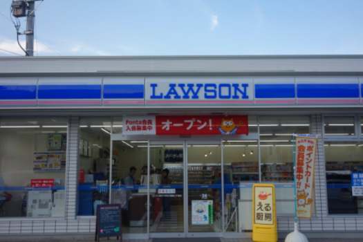 ホテル前コンビ二 ホテル前コンビ二