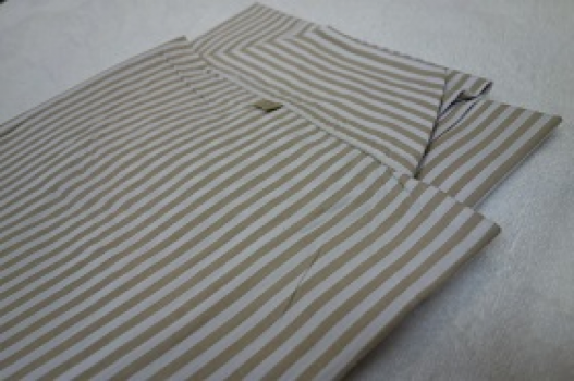 全室完備のガウンです。浴衣ご希望の方はフロントにお申し付け下さい 全室完備のガウンです。浴衣ご希望の方はフロントにお申し付け下さい