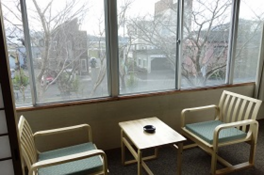 和室です。季節を感じながらコーヒーなんていかがですか(^^♪ 和室です。季節を感じながらコーヒーなんていかがですか(^^♪