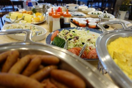 粗挽きウインナー・スクランブルエッグなど 粗挽きウインナー・スクランブルエッグなど