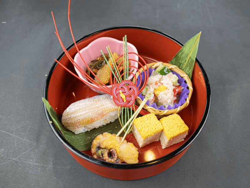 2026年1月2月《お献立一例》前菜：数の子松前、ズワイ蟹みぞれ和え、黄金松風、春子鯛寿司、蛸西京漬け♪