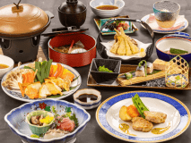 2026年3月4月《お献立一例》旬の食材を活かし、春を感じられる季節の和洋折衷創作会席膳をご用意致しました♪