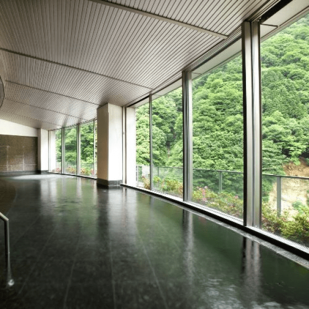 神出鬼没☆冬季限定渓谷側客室確約プラン♪　4つの特典付き