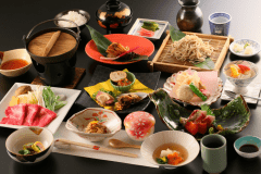 【ベストレート保証】【美味少量プラン｜1泊2食】信州牛と信州そばと馬刺しを愉しむ大人の贅沢＜源泉かけ流し100%＞