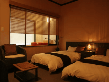 【ツインルーム・アジアン】2人でもゆったり浴槽付♪カップルに