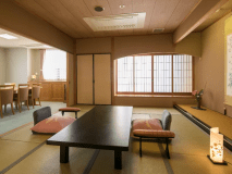 【特別室 高野槇の露天風呂付】和室・リビング・ベッドルーム付