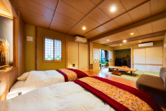 Quadruple Room with Bathroom