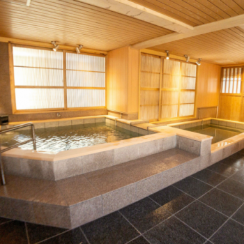 【お日にち限定◆素泊り】源泉掛け流し温泉を満喫できるプラン☆熱海銀座まで徒歩5分圏内☆