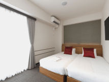 シングルルーム【禁煙】110cm幅ベッド&times;2台